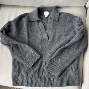 Women’s H&M Gray Sweater